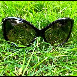 St John Sunglasses Made in Italy SJ 15011 🇮🇹